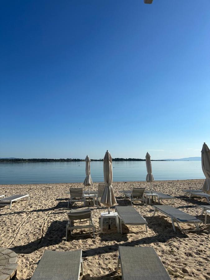 Zinozis Beach Apartments Vourvourou Eksteriør bilde